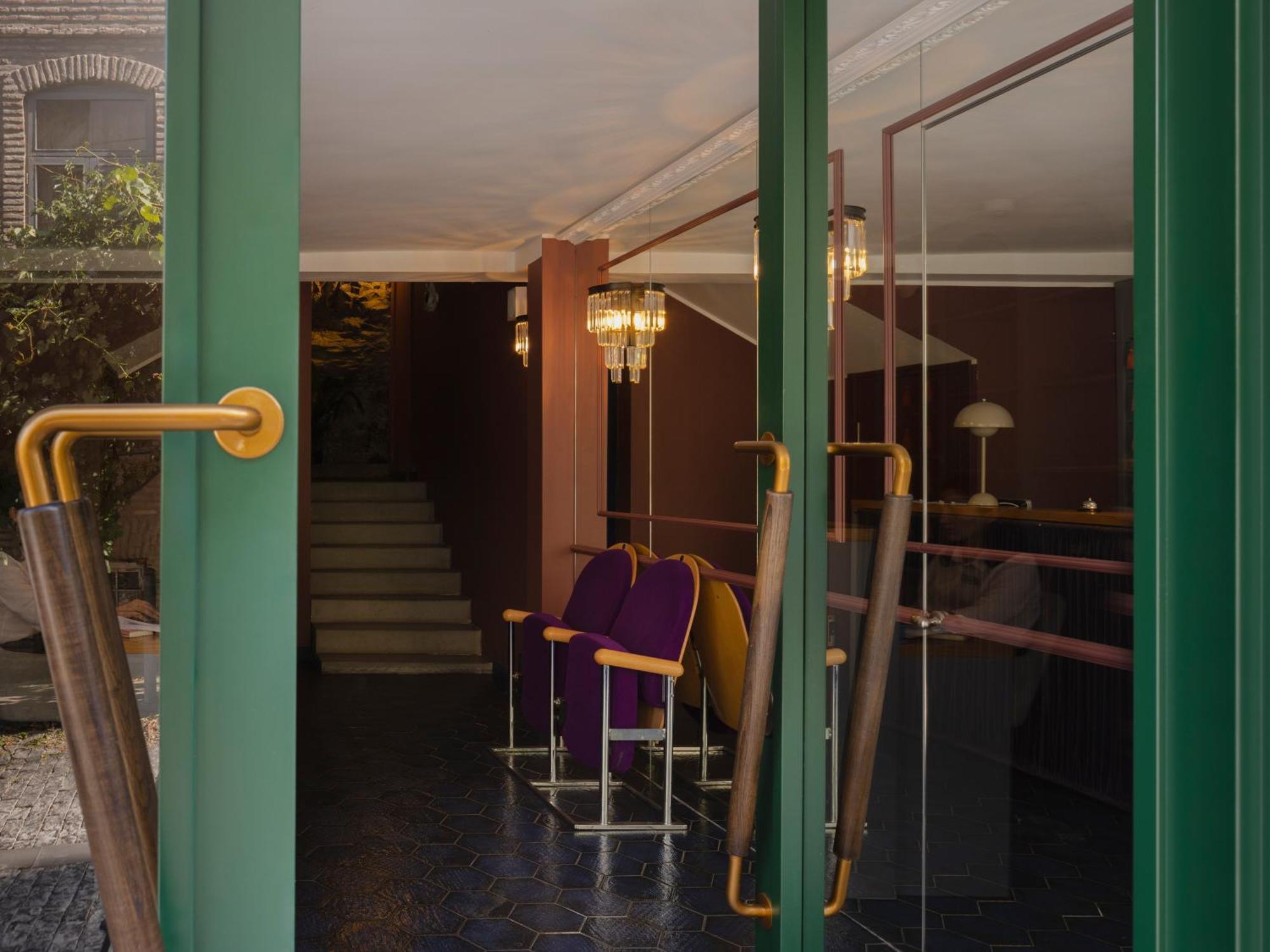 Hotel Margot Sololaki Tbilisi Esterno foto